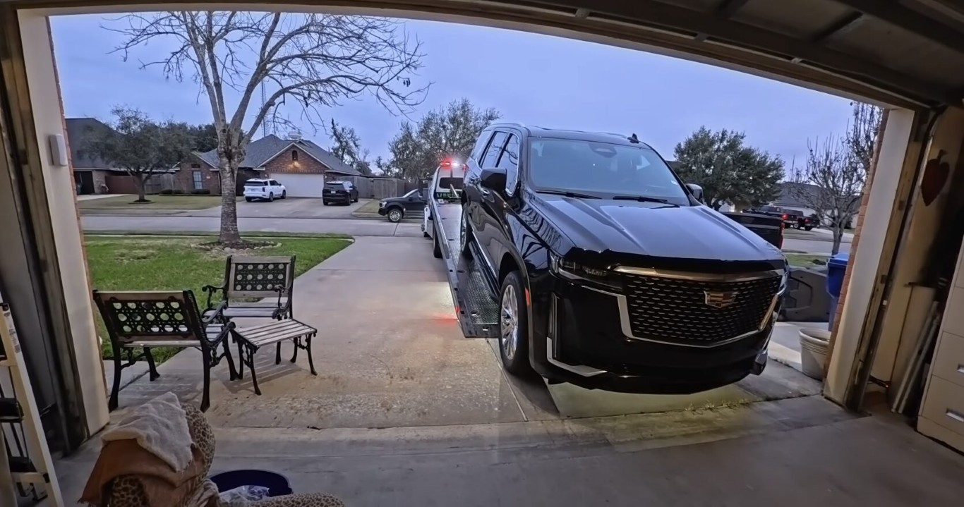 24/7 tow truck service dispatching quickly in Pembroke Pines, FL